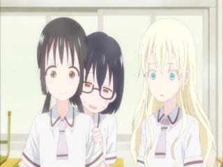 Asobi Asobase - Episodio 9 - Problemas de Uma Estrangeira de Araque - Uma Boneca Inflável - Engenharia Genética -