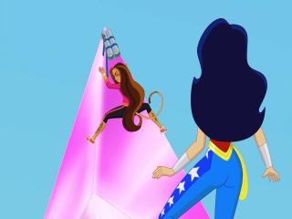 DC Super Hero Girls - Episodio 12 - Salvando o Dia