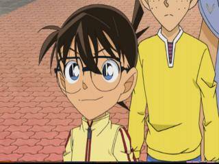 Detective Conan - Episódio 777  - Jovens Detetives VS. Detetives Silver!