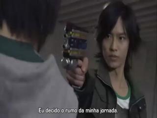 Kamen Rider Decade - Episodio 13 - Acordando: Tornado de Almas