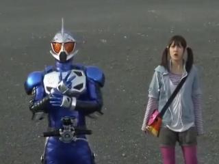 Kamen Rider W - Episodio 36 - A superação de R / Deixe tudo para trás