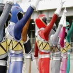 Power Rangers Dino Super Charge Dublado