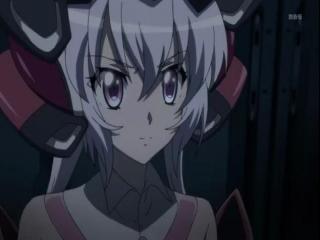 Senki Zesshou Symphogear G - Episodio 1 - A garota Gungnir