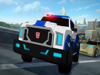 Transformers: Robots in Disguise (2015) - Episodio 51 - Bee Cool