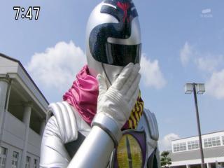 Uchuu Sentai Kyuranger - Episodio 28 - Os Ladrões BN, Se Separaram-se...